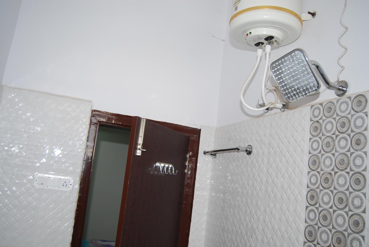 Pratham Residency Hotel Мисор Екстериор снимка