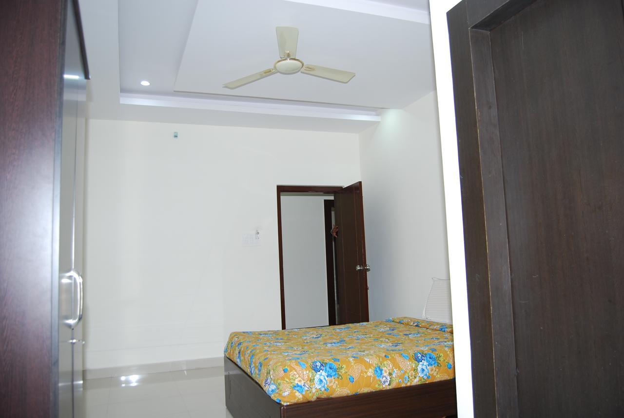 Pratham Residency Hotel Мисор Екстериор снимка