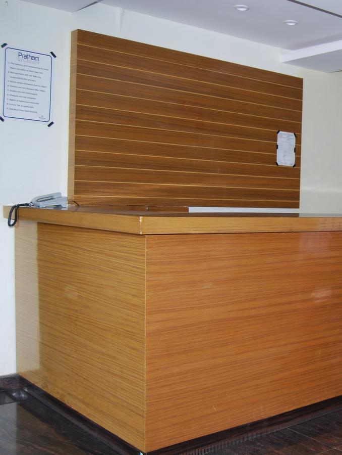 Pratham Residency Hotel Мисор Екстериор снимка